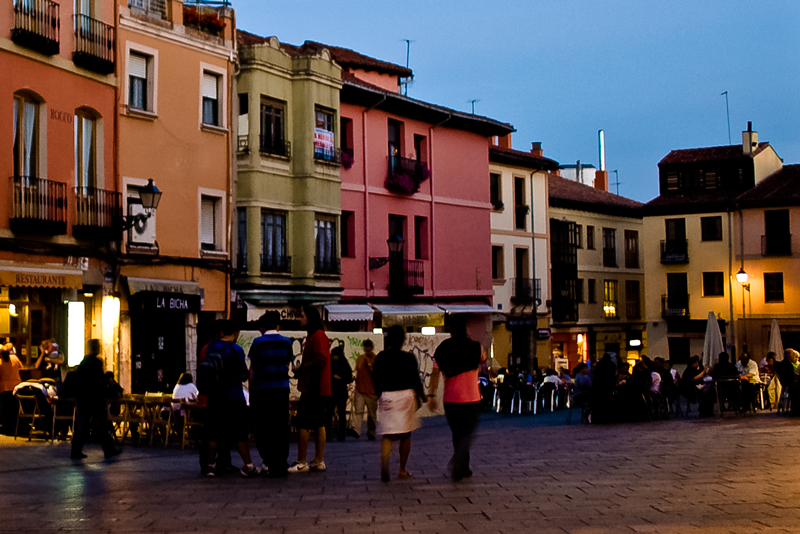 Leon's Barrio Húmedo