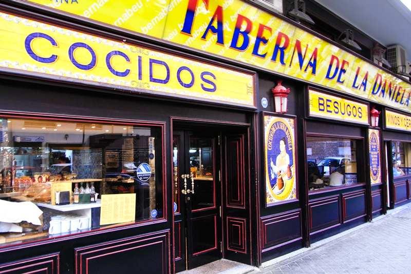 Taberna de la Daniela in Madrid, Spain - photo by Javier Lastras under CC license